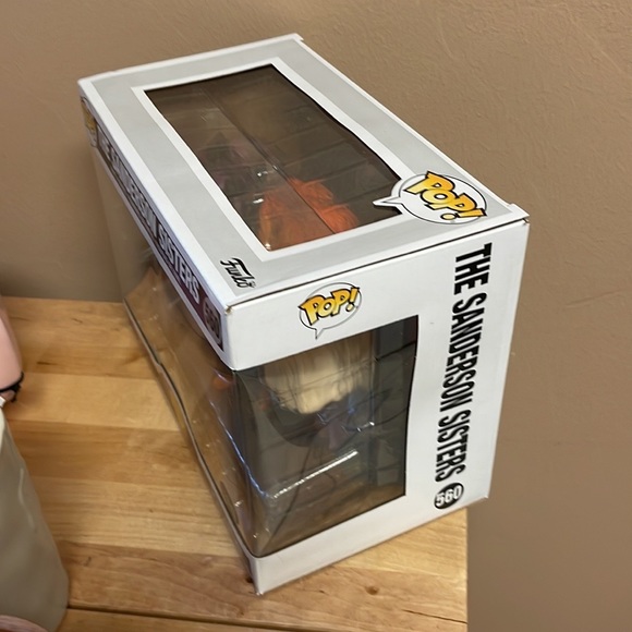 Funko Sanderson Sisters Hocus Pocus Pop! Movie Moment Exclusive - Picture 6 of 9